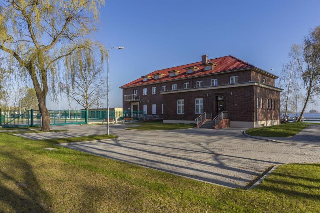 Centrum Zeglarskie Domki Kempingowe Szczecin Buitenkant foto