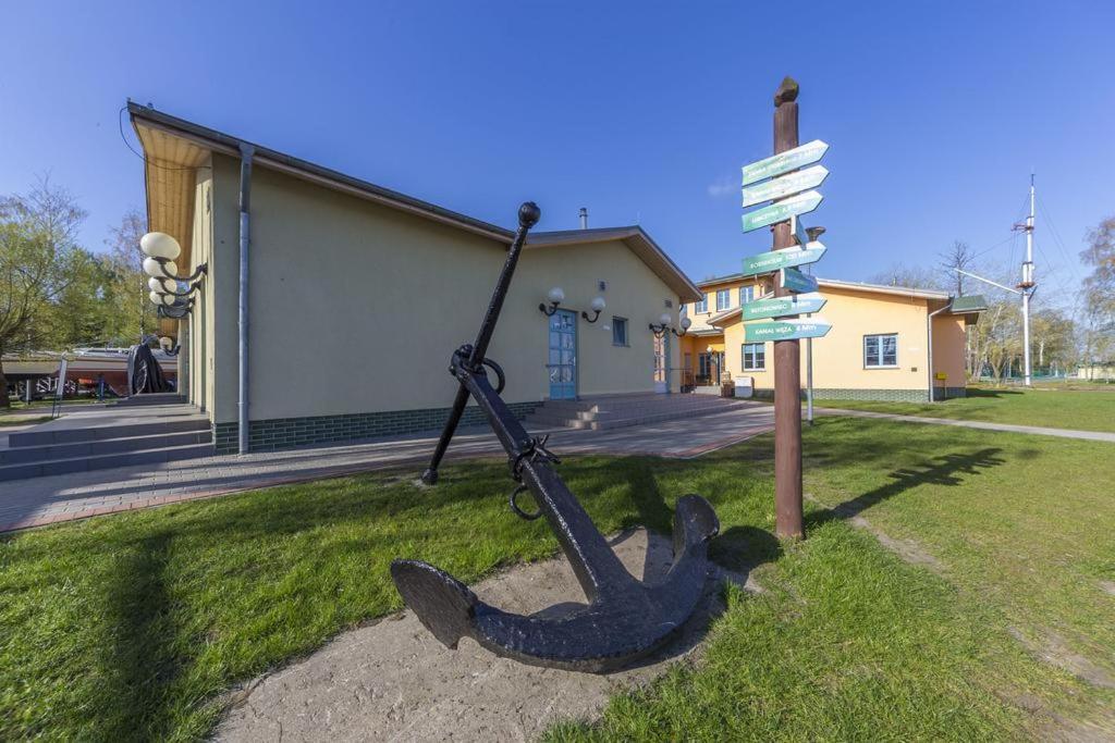 Centrum Zeglarskie Domki Kempingowe Szczecin Buitenkant foto